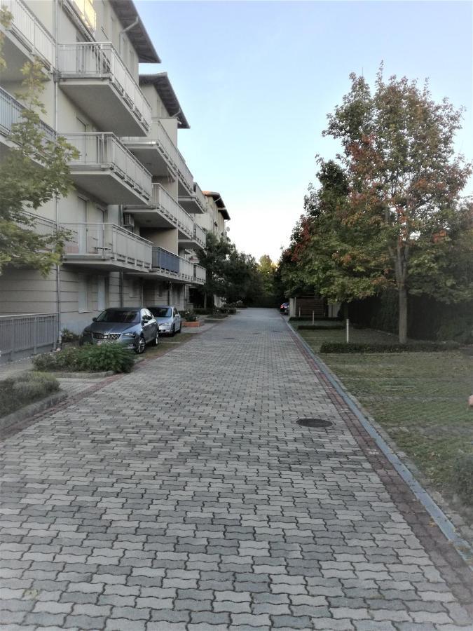 Bella Golden Beach Siófok Exterior foto